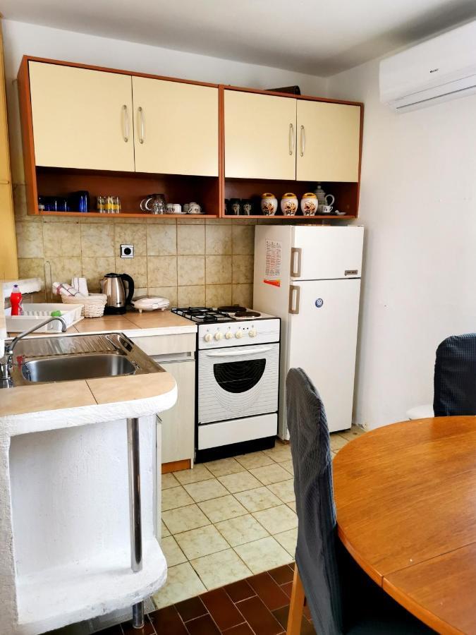 Apartment Losotovi *