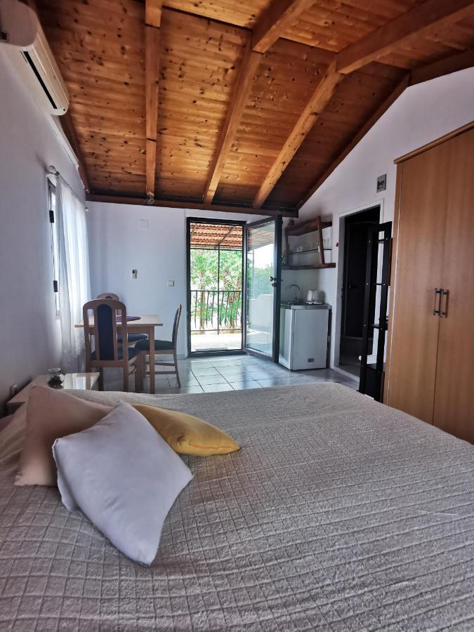 Losotovi Apartment *