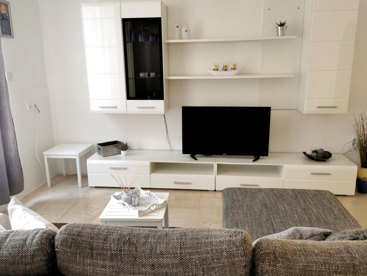 Losotovi Apartment
