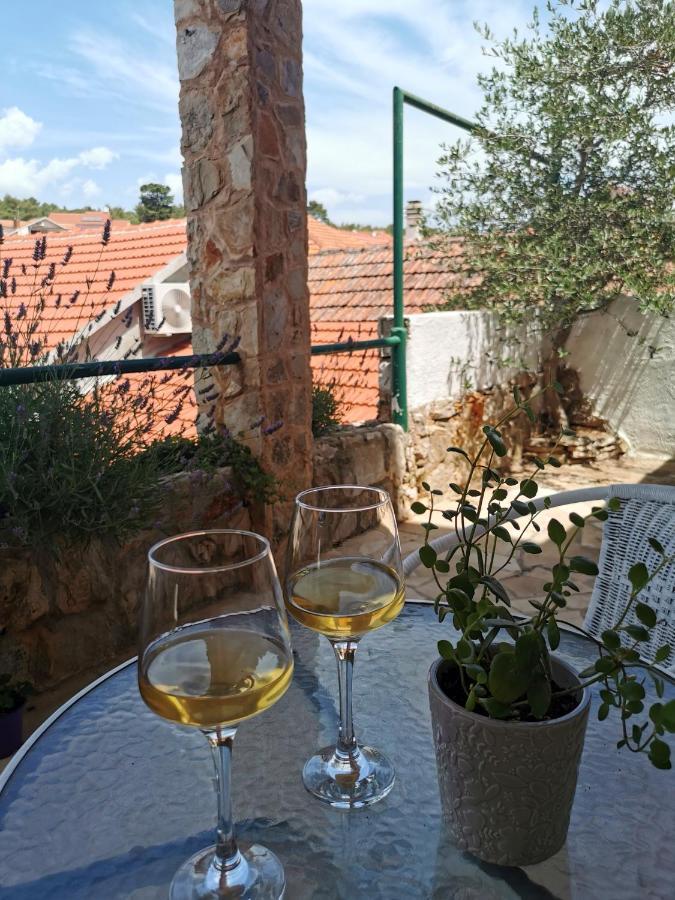 Apartment Losotovi Vrboska